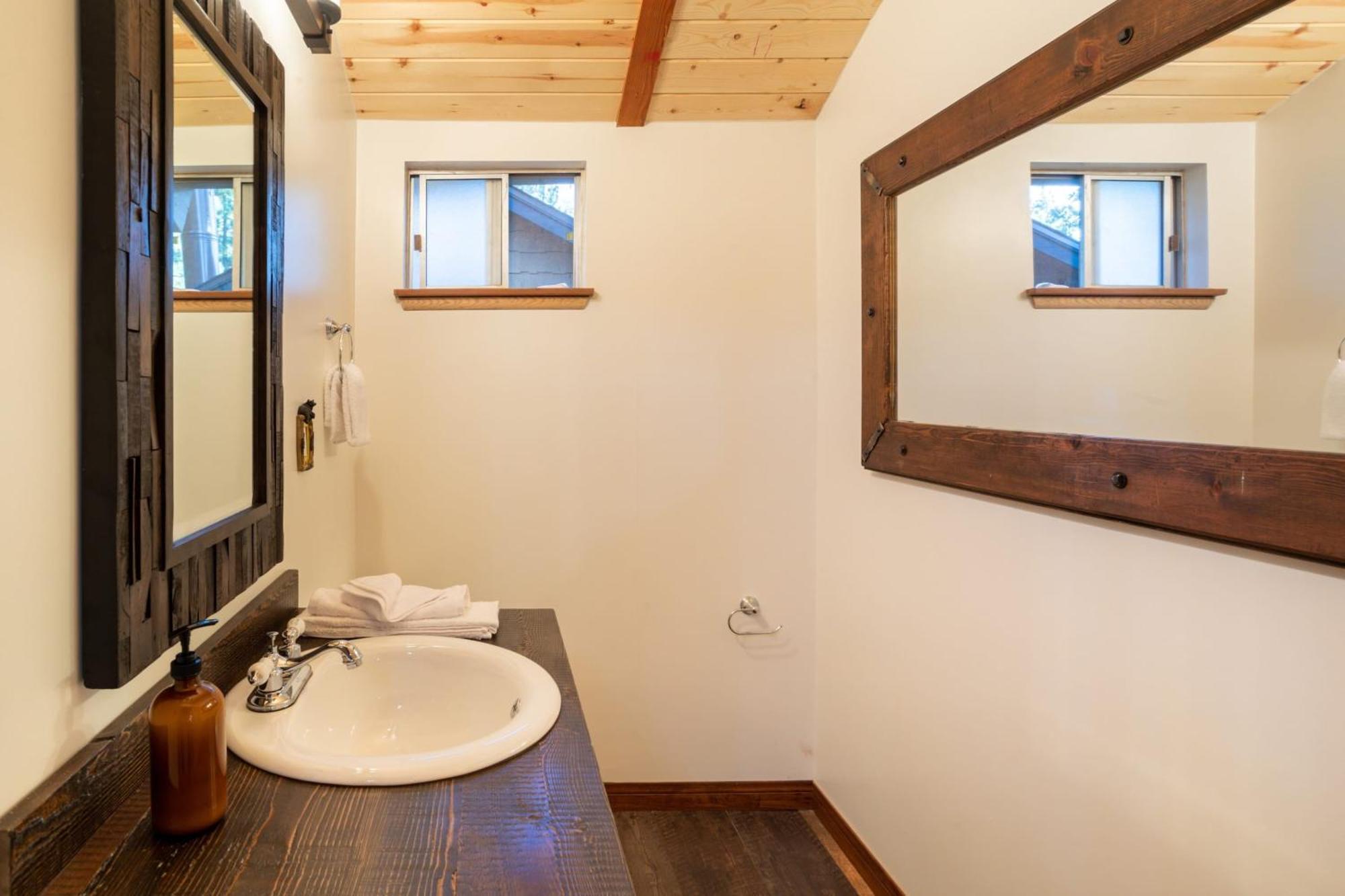 Bear'S Lair By Avantstay 3Mins From Bear Mountain Ski Resort Velké Medvědí jezero Exteriér fotografie